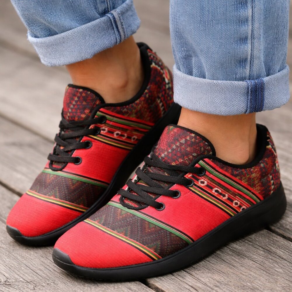 Urban Vibe Red Southwestern Aztec Lace-Up Sneakers • Women’s 6